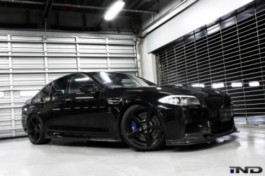 Juodasis 3D Design BMW M5